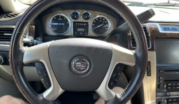 
										Cadillac Escalade Platinum 2010 full									