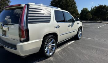 
										Cadillac Escalade Platinum 2010 full									