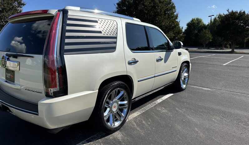 
								Cadillac Escalade Platinum 2010 full									