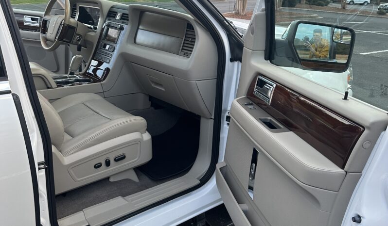 
								Lincoln Navigator 2014 full									