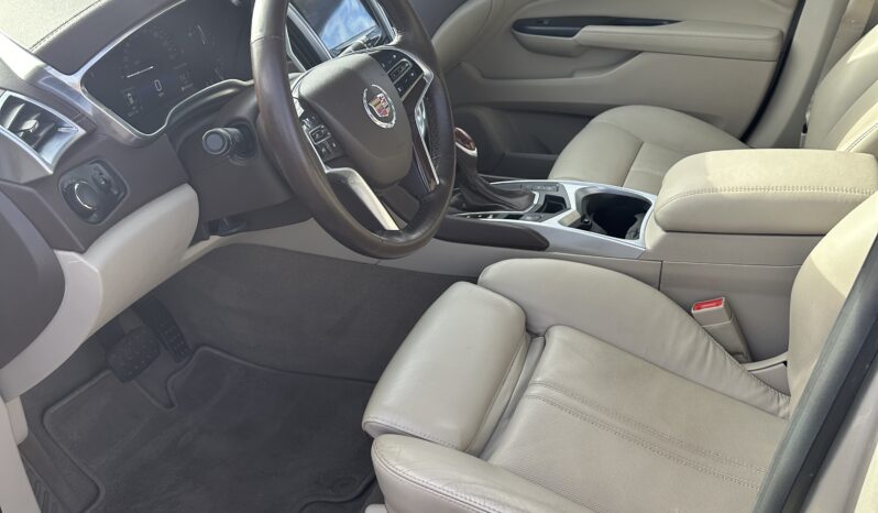 
								Cadillac SRX Luxury Collection 2015 full									