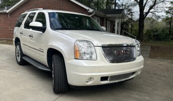 
										GMC Yukon Denali Hybrid 2013 full									