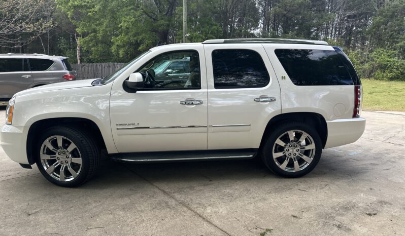 
								GMC Yukon Denali Hybrid 2013 full									