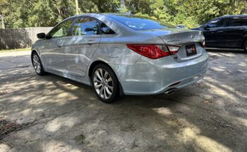 Hyundai Sonata SE 2012