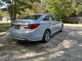 Hyundai Sonata SE 2012