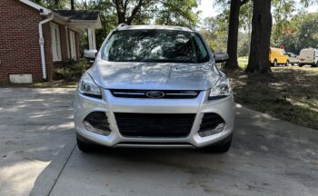 Ford escape Titanium Sport Utility 4D 2014