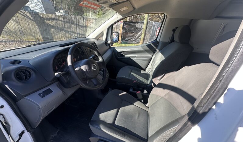 
								2015 Nissan NV200 S full									