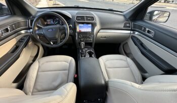 
										2018 Ford Explorer XLT full									