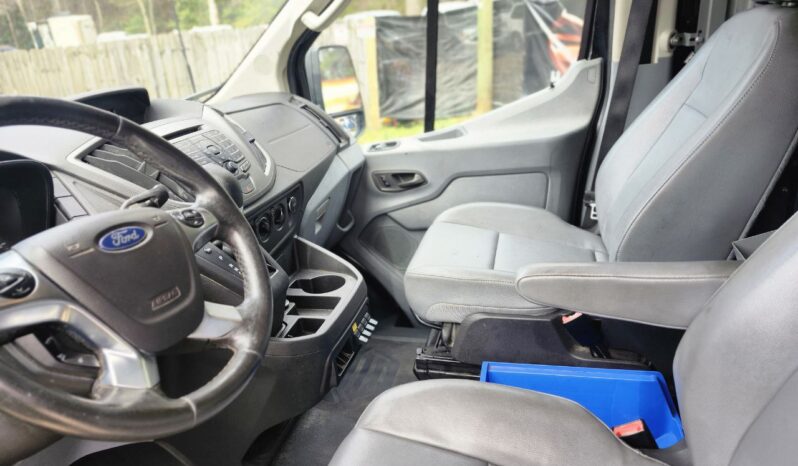 
								2016 Ford Transit 150 Cargo full									